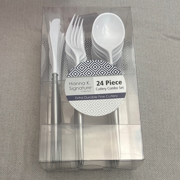 Popcorn Party Supplies Set with Red Silver and Black Accents - Picture 4 of 12